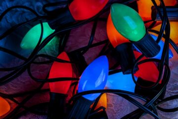 cmi lighting commercial seasonal lights Vintage large Christmas lights tangled up.